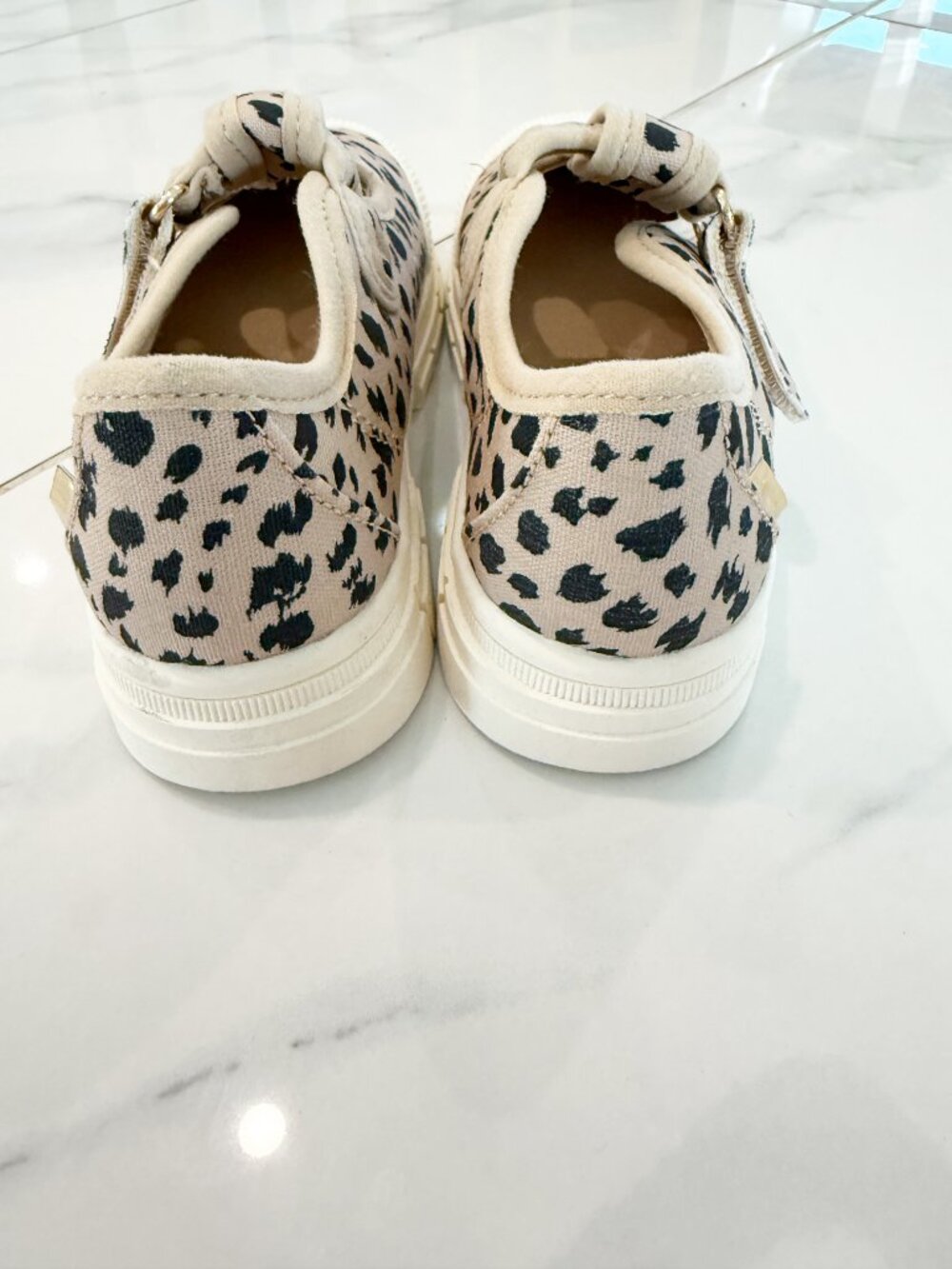 Wonder Nation Toddler Girls Mary Jane Chunky Strap Casual Shoes Animal Print 11 - Picture 5 of 10